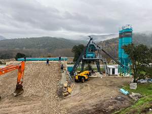 Centrale à béton compacte avancée 100 m³/h avec moteur de pompe principal, moteur, PLC, boîte de vitesses et roulement pour projets de construction efficaces - Product Image 2