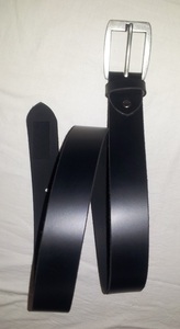 Cinturón negro de moda para hombre Cinturones de cuero genuino únicos personalizados Cinturón de cuero de negocios de trabajo de lujo informal - Product Image 2