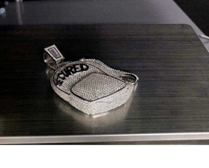 จี้เพชรโมอิสแท้แบบกลม3กะรัตพร้อมชุบทองสีขาว14K เสน่ห์ของเพชรที่สง่างามสำหรับปาร์ตี้ - Product Image 3