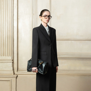 Blazers de alta calidad para mujer, chaqueta con muescas CAMILLA, manga larga, tela ecológica, ropa informal para mujer hecha en Vietnam - Product Image 3