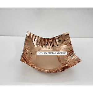 Plat à chocolat en cuivre métallique indien en gros, forme organique unique, écologique, bol à chocolat décoratif - Product Image 1