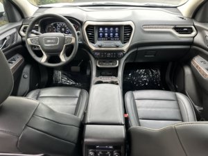 GM_C Acadia Denali 2023 Usado en Buen Estado - Product Image 5