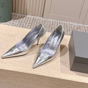 Zapatos de tacón alto de seda para mujer, 8 cm, de charol, con punta, sin cordones, forro de piel de oveja, suela de goma, tipo pumps - Product Image 1