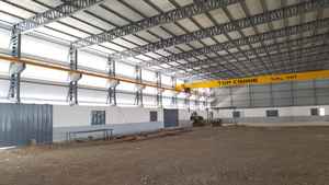 Équipement de levage aérien industriel efficace de grue de pont d'EOT de 2 tonnes résistantes pour des usines d'entrepôts et l'approvisionnement en vrac - Product Image 2