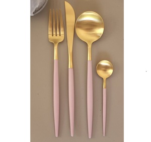 Ensemble de couverts en acier inoxydable durable pour les repas de tous les jours Ensemble de couverts en acier inoxydable très poli Élégant et durable - Product Image 3