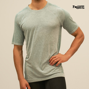 T-shirt surdimensionné 100% coton pour hommes avec manches raglan respirant Summer Gym & Casual Wear High Comfort Long Run Design - Product Image 1