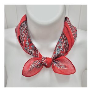 Pañuelo Cuadrado de Moda Hecho a Mano - 100% Algodón Pintado a Mano, Suave para la Piel y Multifuncional - Product Image 2