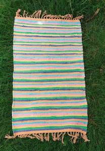 Ensemble de tapis de chiffon tressés à la main Design à rayures en coton recyclé - Product Image 4