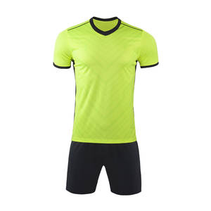 Maillot de football pour homme, tissu léger en polyester, manches longues, motif sublimé, impression personnalisée de nom, OEM ODM en gros - Product Image 1