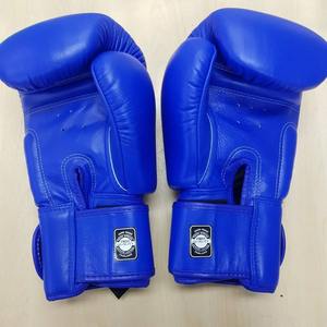 ถุงมือชกมวยขนาด10ออนซ์สีชมพูและสีทองใช้ MS-BG-481ฝึกฝนระดับมืออาชีพโลโก้ออกแบบได้ตามที่ต้องการ - Product Image 2