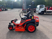 Tondeuse autoportée commerciale sans fil Kubota ZD1211 de 42 pouces à braquage zéro pour jardins et pelouses