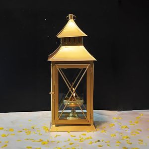 Hot Selling New Design Hanging Candle Lantern Home Accent Wholesale Price Candle <b>Stand</b> Metal in Iron Gold Plated Candle Pot - Product Image 1