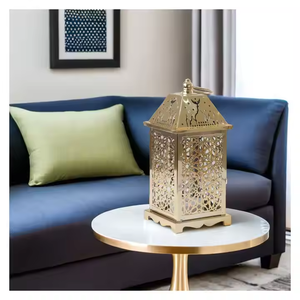 Lanterne au design haut de gamme dotée d'un élégant lustre marocain, idéale pour accrocher dans les salons 2025 les couloirs ou les balcons - Product Image 1