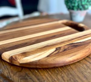 Planche à découper en bois avec poignée, lavable au lave-vaisselle, écologique, antibactérienne, en résine, planche à découper pour le fromage, de haute qualité - Product Image 1