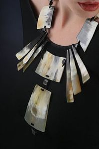 สร้อยคอเขาควายวัวมาใหม่โดยทั่วไปแล้วเครื่องประดับกระดูกรูปสัตว์ขัดเงาลูกปัดดีไซน์ธรรมชาติสำหรับผู้หญิงงานแต่งงาน - Product Image 6