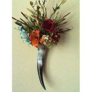 Decoración Artesanal de Cuerno para el Hogar, Decoración Rústica Única para Sala de Estar, Hecha a Mano y Sostenible - Product Image 2