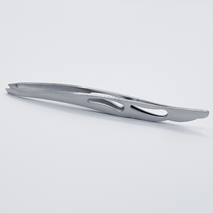 Pince à sourcils finition polie incurvée à pointe inclinée de conception professionnelle meilleur produit de qualité - Product Image 1
