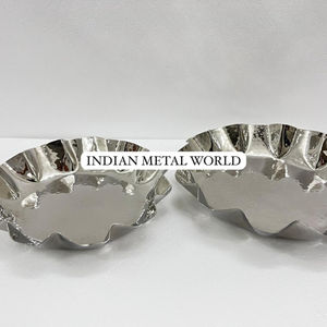 Cuenco de chocolate estriado de acero inoxidable de alta calidad, cuenco decorativo de Metal para servir para decoración moderna del hogar de Indian Metal World - Product Image 3