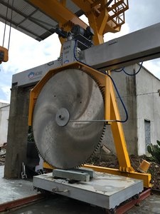 Máquina de Corte de Piedra Industrial de 2.5m con Disco de Diamante para Cortar Bloques de Granito y Mármol - Product Image 1