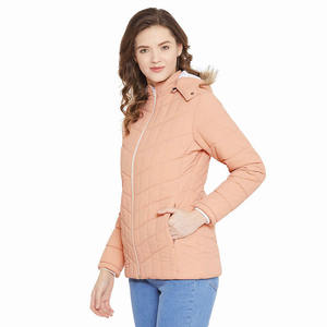 Chaquetas acolchadas con capucha para mujer, ropa de calle de invierno, personalizadas, hechas en paquistaní, último diseño - Product Image 4
