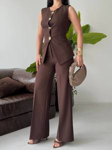Ensemble de costume élégant marron sans manches pour femme avec boutons décoratifs, couleur unie, tissé, longueur complète, idéal pour l'été - Product Image 5