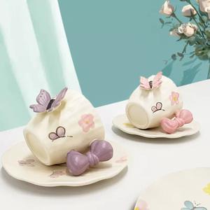 Juego de Taza y Platillo de Cerámica con Diseño de Mariposa Estilo INS, con Mariposa 3D y Asa con Lazo, 200 ml - Product Image 5