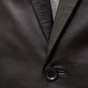 OEM Premium Costura Forro de poliéster suave Embalaje seguro Tamaño personalizado Blazer Cierre de botón Blazer Hombres Chaqueta de moda con estilo - Product Image 2