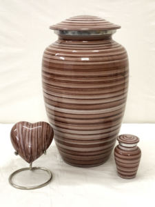 Urne funéraire en aluminium pour adultes de qualité aspect bois Elegance Fournitures funéraires commémoratives en métal avec sac de velours gratuit pour les grossistes de cendres - Product Image 4