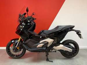 Oferta de Calidad: Nueva XADV 750 DCT Euro 5 745cc, Scooter de Aventura con Certificación CE, Venta al Por Mayor para Exportación - Product Image 2