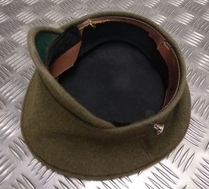 Edición británica The Real Green Service Dress Cap Visor Hats Manufactures Tienda en línea Venta Down Shape Manufactures Headwear Hat - Product Image 3