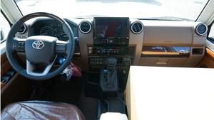 Nouveau/Occasion 2025 TOYOTA Land Cruiser Série 70 LC 76 LX Phare LED À VENDRE - Product Image 6