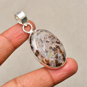 Pendentif en pierre précieuse d'agate de bâton naturel fabriqué à la main exquis bijoux uniques et colorés pour chaque occasion - Product Image 3