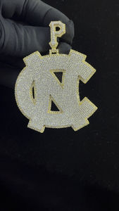 Colgante de Diamante de Diseño Antiguo Más Vendido con Diamante de Corte Brillante y Engaste Seguro para Uso en Colecciones de Joyería Fina - Product Image 4