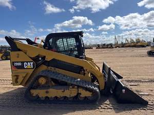 Chargeuse compacte sur pneus CAT246C Modèle 299D2 XHP Moteur Cummins Haute Efficacité Garantie 4 Ans Poids 4500kg Bon État Pompe - Product Image 3