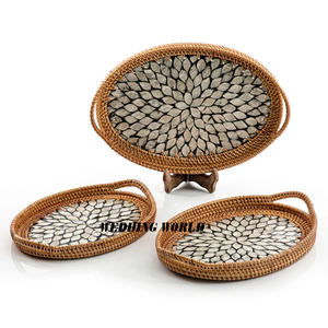 Bandeja de servicio de ratán recién llegada plato de diseñador hecho a mano de calidad superior bandeja de ratán nueva al por mayor con estilo clásico - Product Image 1