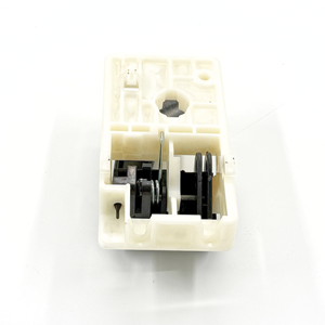 Manija de Puerta Interior Negra Izquierda 826102E000 para Hyundai Tucson JM - Product Image 4