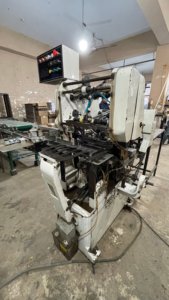 Máquina Empacadora de Cigarrillos Eléctrica Totalmente Automática Molins, Alta Productividad, 40 Paquetes por Minuto, 220V/380V - Product Image 2