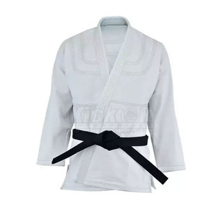 Kimono de BJJ de haute qualité, coutures renforcées, respirant, 100% coton, logo frontal, léger, séchage rapide pour l'entraînement et la pratique - Product Image 4