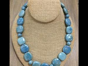 Collar Indio de Resina Hecho a Mano de la Mejor Calidad para Damas y Niñas, Cadena de Cuentas de Colores, Perla Principal, Moderno para Fiestas, por bh crafts - Product Image 2