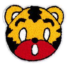 Toalla de diseño personalizado tejida al por mayor en parches bordados para ropa parche hierro Chenille letra bordada - Product Image 5