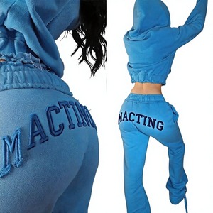 Conjunto Deportivo de Sudadera con Capucha y Pantalones Jogger para Mujer |   Sudadera Corta con Efecto Desgastado |   Chándal extragrande con cremallera |   Parche Bordado Personalizado - Product Image 1