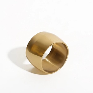 ห่วงใส่ผ้าเช็ดปากโลหะสีทองรูปทรงกลมขนาด4.1x3.2ซม. - Product Image 1