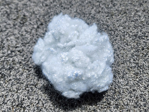 Fibre de polyester anti-déformation 100 % recyclable, matériau de remplissage en agrafes creuses conjuguées non silicinées HCD 15Dx64mm - Product Image 2