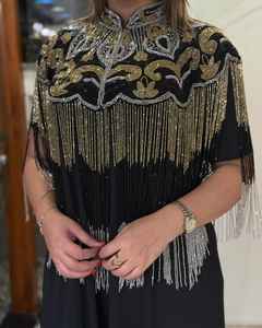 Nouvelle conception 2025 Poncho pour femme fait main Haut élégant moderne avec des paillettes de cristal et des perles Respirant Soirée décontractée Hiver Automne - Product Image 2