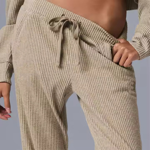 Pantalon de jogging mi-long décontracté pour femme, 100% coton côtelé, anti-froissement, extensible, respirant, avec ourlets élastiques, pour un usage quotidien, coupe fuselée - Product Image 3