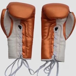 Gants de boxe 10 oz pour Muay Thai Kickboxing MMA Sparring Gants d'entraînement à lacets en cuir durable et cuir PU - Product Image 3