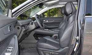 Changan Uni-K PHEV 2026, SUV intermédiaire, batterie 28,4 kWh, autonomie 135 km, Changan Uni-K économique, voiture familiale très vendue, fabriquée en Chine - Product Image 4