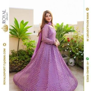 Nuevo Diseño Exclusivo de Vestido Largo de Fiesta de Georgette, Estilo Indio y Pakistaní, Vestido Anarkali con Bordado Intenso - Product Image 3