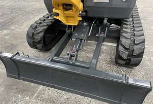 Mini-excavatrice MXG XE15U, moteur diesel Yanmar, capacité de 1300 kg, flèche pivotante, chenilles extensibles, sans queue, Liebherr, Komatsu, Hitachi - Product Image 4