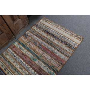 Alfombra Turca de Lana de 3x5.1 pies, Ecológica, Vintage, con Diseño de Parches Azules y Rojos, con Base de Látex - Product Image 5